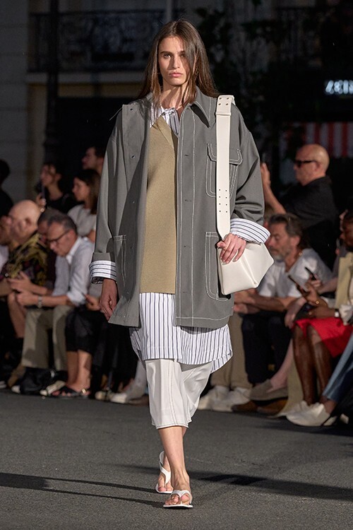 【ルック】アミ パリスが2026年春夏コレクションを発表。