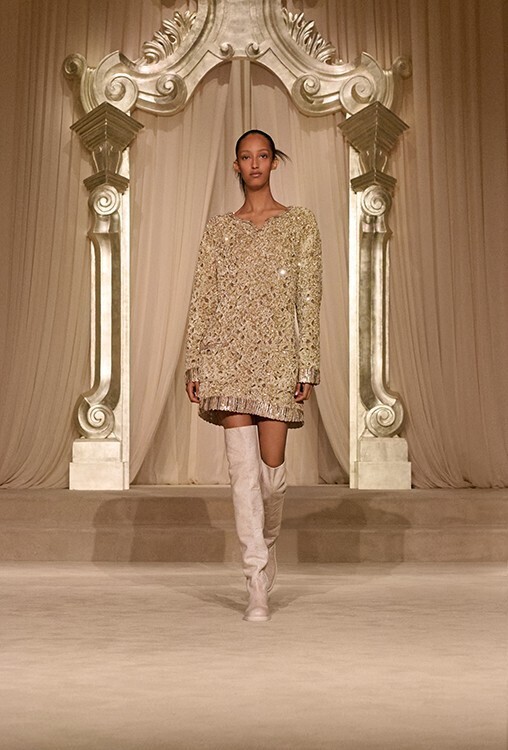 【ルック】シャネルが2025/26年秋冬オートクチュールコレクションを発表