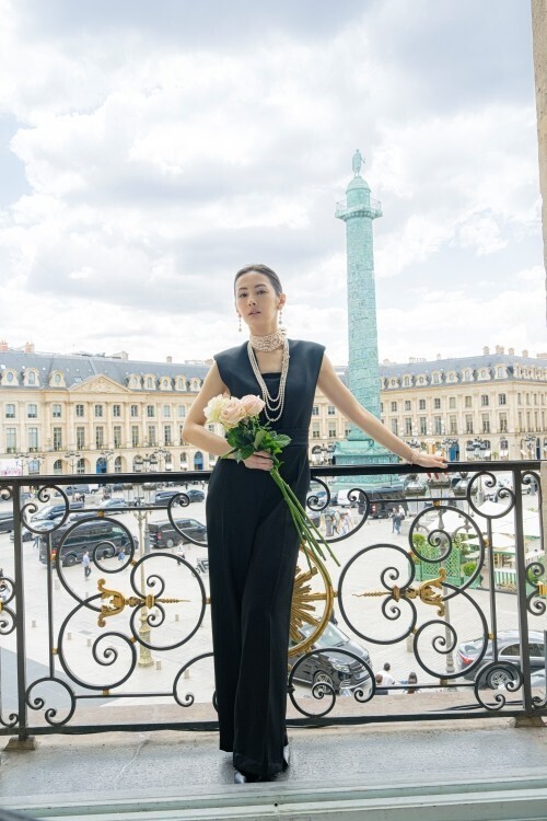 MIKIMOTO、新作ハイジュエリー「Les Pétales」をパリで発表。北川景子が纏う“花びら”の煌めき