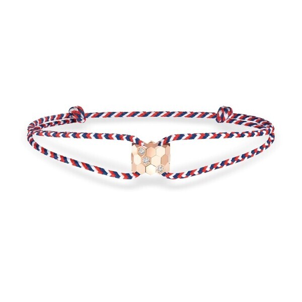 ショーメが大阪・関西万博 フランス館で「ショーメ、自然美への賛歌」展を開催。記念の限定コードブレスレットも登場