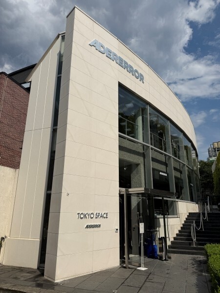 韓国発の注目ブランド アーダーエラーが東京・表参道に初のグローバル旗艦店「ADERERROR Tokyo Space」をオープン