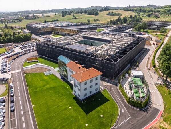 ブルガリ、初のジュエリースクール「スクォーラ ブルガリ」を開校。次世代の職人を育成