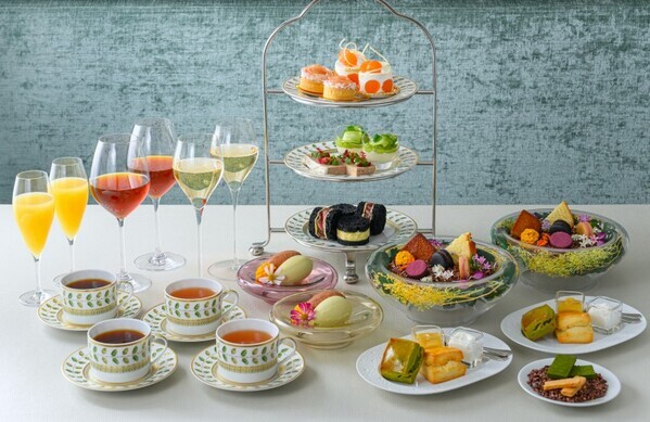 花束のように美しいクッキー缶「フルリール」。ラ・メゾン・ド・ビィが贈る6つの物語と究極の素材美