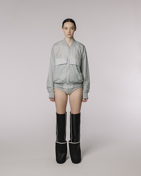 【ルック】HUMMEL 00 2026年春夏コレクション──“Human Anatomy”が映し出す、身体と精神の境界線