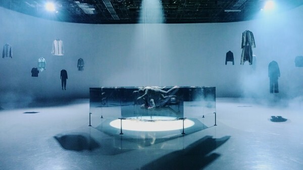 【ルック】HUMMEL 00 2026年春夏コレクション──“Human Anatomy”が映し出す、身体と精神の境界線