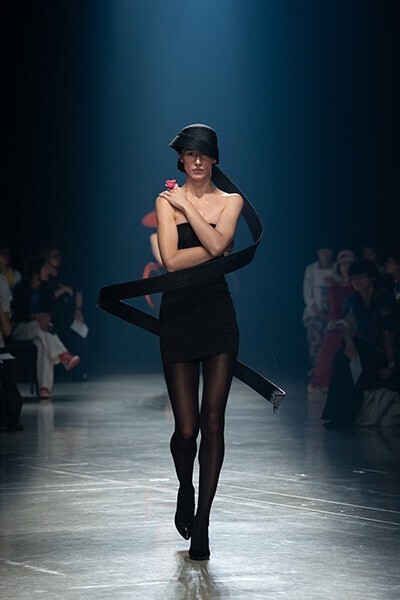 【ルック】Haute Mode Hirata 2026年春夏コレクション──生誕100年を迎えた創設者の意思を娘、孫世代が未来へとつなぐ