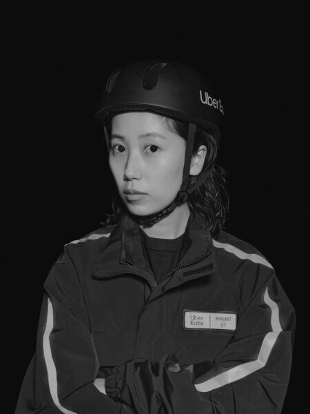 Uber Eats × fragment design × KOMINE──藤原ヒロシが手がける“安全とスタイル”を兼ね備えた配達パートナージャケット