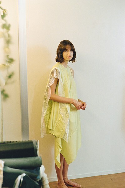 【ルック】YOHEI OHNO 2026年春夏「a pure sex」を発表。自己と他者の境界を溶かす、“日常のドレスアップ”