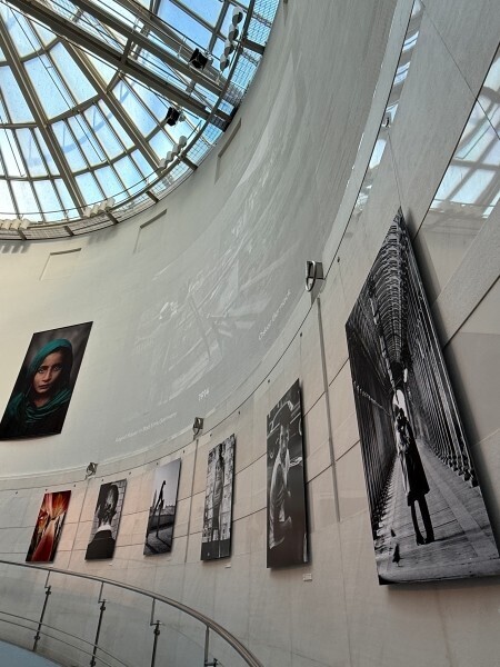 ライカは100年、世界を見つめ続けた──東京・青山スパイラルガーデンで「ライカの100年：世界を目撃し続けた1世紀」展が開幕