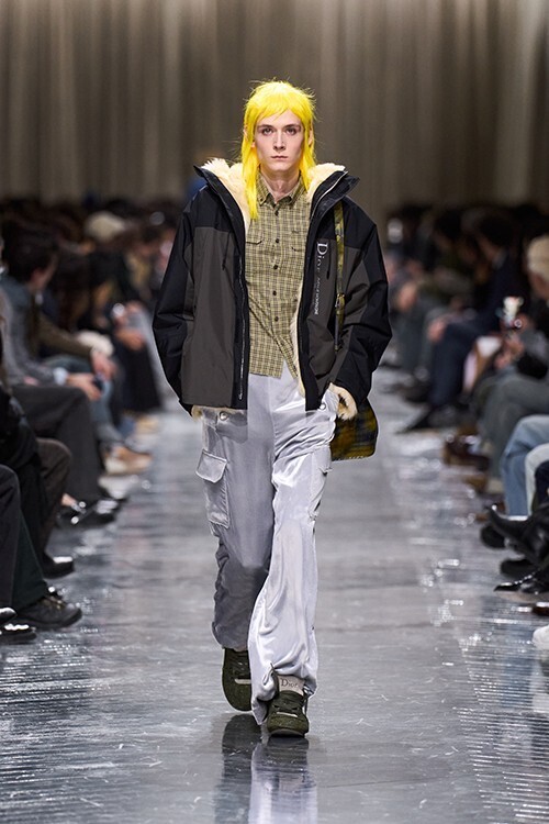 ディオール 2026-27年ウィンターコレクション ― ジョナサン・アンダーソンが描く、歴史と自発性が交差するフラヌールの肖像