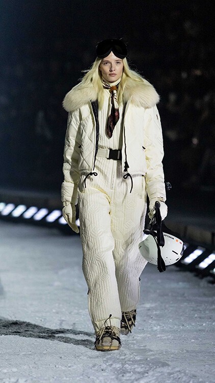 モンクレール グルノーブル 2026年秋冬──アスペンの雪山で描かれた、機能と美意識の現在地