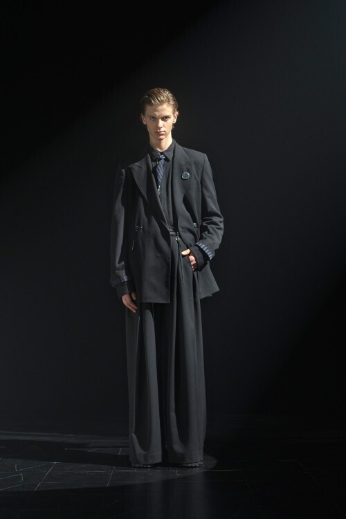 Tammeが2026年秋冬コレクションを発表。「ORDER」を起点に、ユニフォームの構造を再解釈