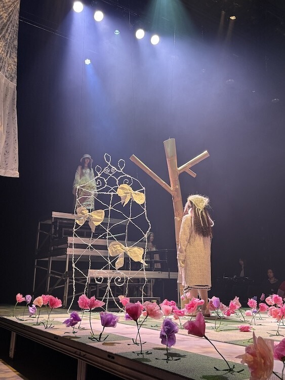 yushokobayashi 2026年秋冬コレクション「Void」──“死”と“喪失”を、儚く優しい幻想として描くランウェイ