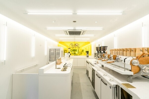 % ARABICA（アラビカ）──京都から世界へ拡張するスペシャルティコーヒー、中目黒に東京初の路面店