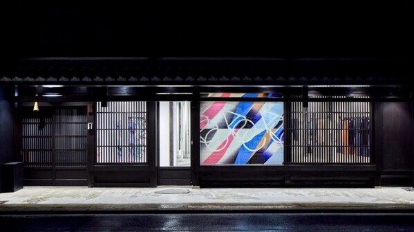 A-POC ABLE ISSEY MIYAKEとSOAR NYが挑む、「衣服とグラフィックデザインの新境地」