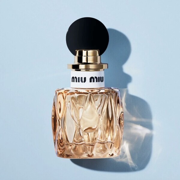 Miu Miu Beautyが描く“自分のための香り”──新フレグランス「Miutine」と六本木ヒルズの限定空間