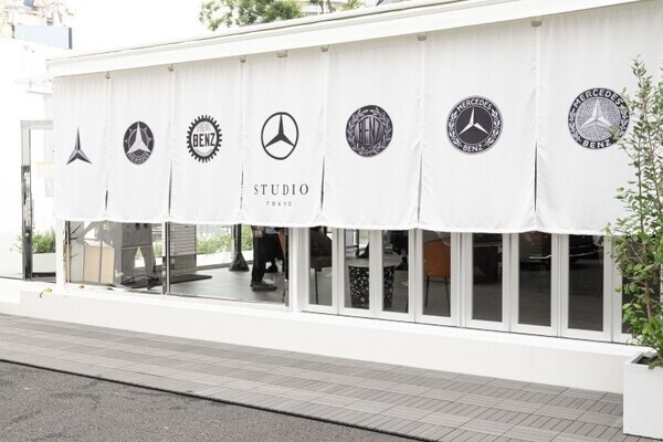 クルマの中のラグジュアリーを都市へ──Mercedes-Benz STUDIO TOKYOが描く新しいブランド体験