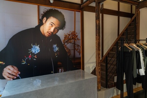 KENZO、原宿「GATE」でFW26ポップアップ開催──NIGOが描く「AT HOME WITH KENZO」を体感する4日間
