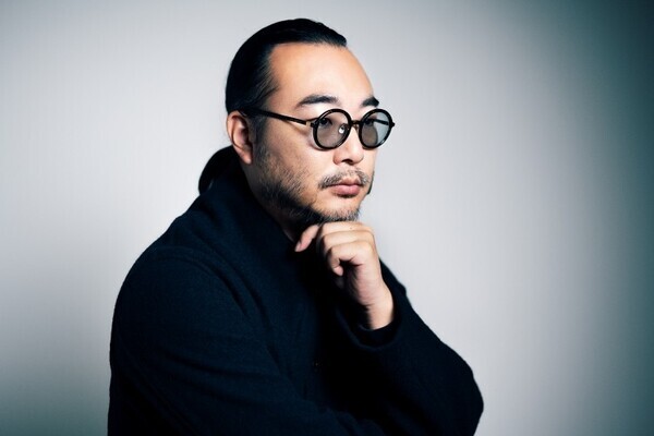 舘鼻則孝、15年の創作を「手しごと」から読み直す──女子美術大学で「リシンク」展