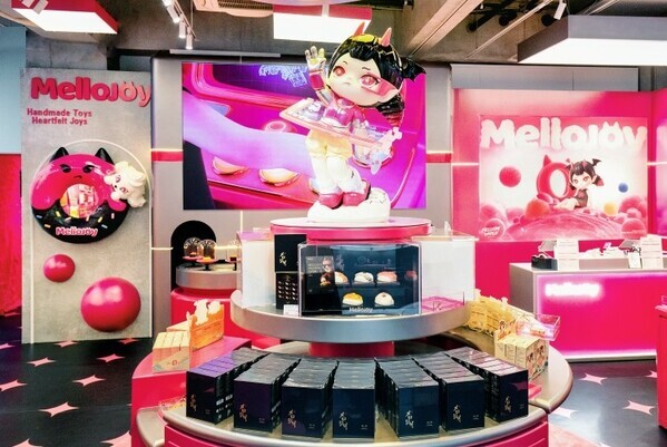 入手困難なスクイーズ「Mellojoy」が原宿へ──SNSで広がった“触感”をリアルに体験