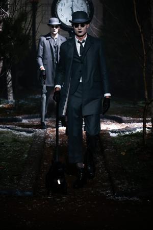 トム ブラウン ニューヨーク 2016年秋冬ウィメンズコレクション - 公園の貴婦人は紳士服を纏って