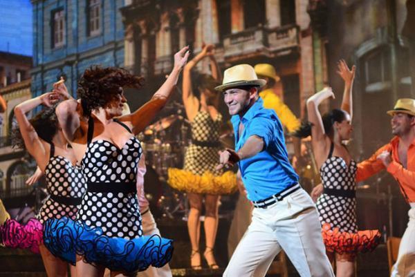 ダンスエンターテインメント「バーン・ザ・フロア」東京&大阪で開催！ダンスのフルコースを体感