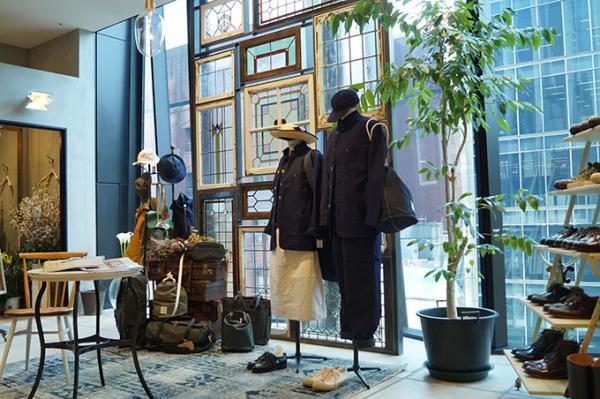 ナイジェル・ケーボン、ウィメンズを中心とした初の直営店を東急プラザ銀座店にオープン