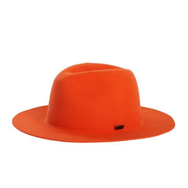 ヘッドウェアブランド「マニエラ」初の旗艦店が青山に - エントランスは日本庭園、お茶と菓子の提供も