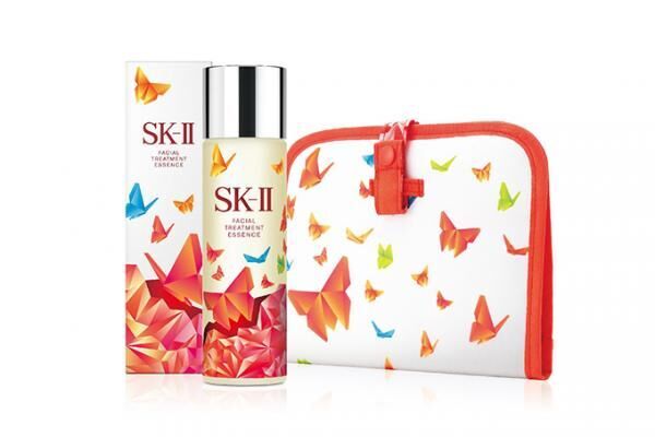 SK-IIから春限定コフレ登場、化粧水が春空を舞う蝶のデザインに