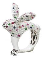 ビジュー・ド・エムから特別な「うさぎリング」3種の宝石をちりばめた贅沢な水玉模様