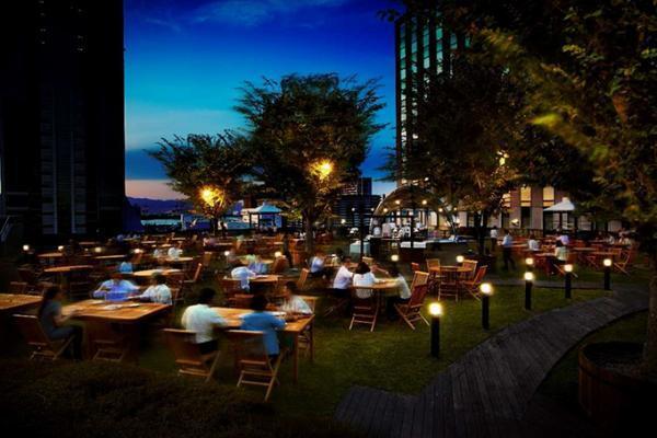 BBQビアガーデン、ハイアット大阪の屋外ガーデンで開催 - ドイツビールや料理を堪能