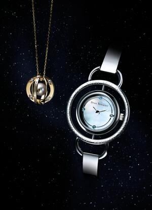スタージュエリーから天球儀をイメージした限定ネックレスと時計が登場