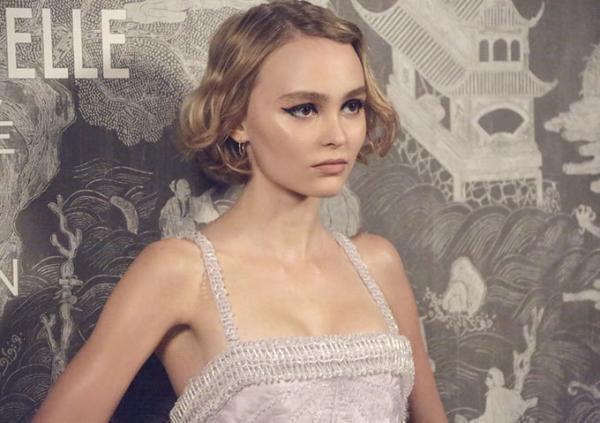 シャネルの香水「N°5」の新作「N°5 ロー」、透明感のあるシトラス＆フローラル