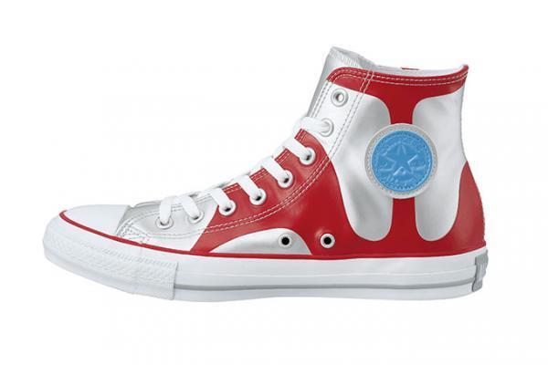 「コンバース×ウルトラマン」コラボスニーカー発売、バルタン星人やエレキングも