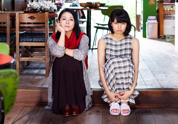 映画『ふきげんな過去』小泉今日子×二階堂ふみ×異才の劇作家・前田司郎、ひと夏の家族物語