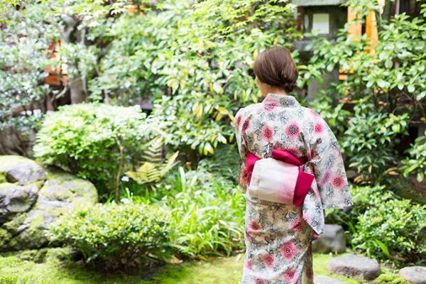 アーバンリサーチ ロッソから浴衣がバリエーション豊富に登場 - こだわりの別注モデルも