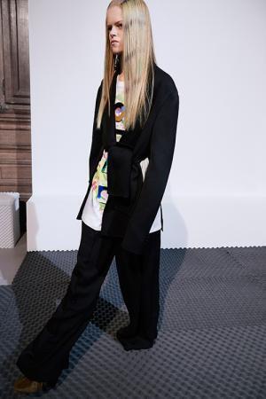 アクネ ストゥディオズ 2017年リゾートコレクション - 溺愛が導く新たな解釈と可能性