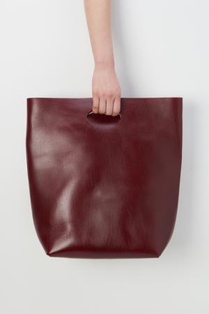 エンダースキーマの新作レザー小物 - エプロンやゴミ箱など、日常に寄り添ったアイテムが多数登場