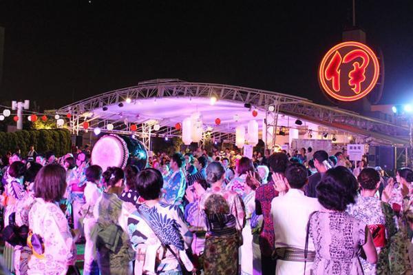 伊勢丹新宿屋上で盆踊り！山本寛斎や丸山敬太がプロデュース - ケイタマルヤマから新作浴衣も登場