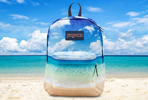 ジャンスポーツ、夏を彩る新作バックパック - ビーチのフォトプリントや星条旗など