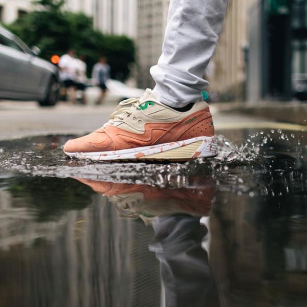 サッカニー、シーフード料理から着想を得た新作スニーカー発売 - 付いた愛称はロブスター