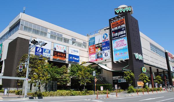 千葉の商業施設「ビビット南船橋」がリニューアル、大塚家具とニトリが同フロアに、蒙古タンメン中本も出店