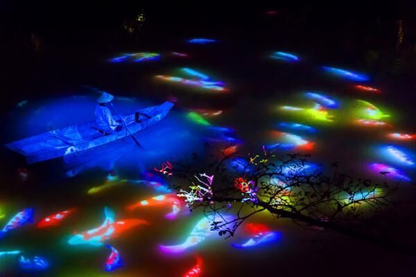 5,000個の竹灯篭が灯る「納涼 竹あかり」佐賀の日本庭園・御船山楽園で - チームラボも参加
