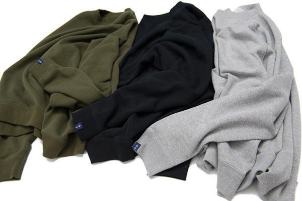 グラフペーパー別注「ループウィラー」のビッグシルエットスウェット - 吊編み機で織った上質な素材