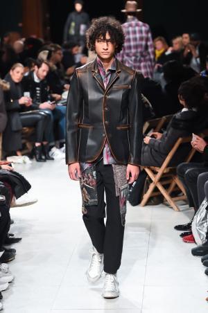 神宮前でメゾン ミハラヤスヒロ 2日間限定セール - コレクションで使用された1点物