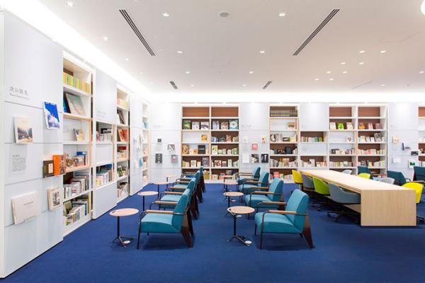 ワコール新施設「スタディホール京都」3,000冊所蔵ライブラリー＆スクール、Wi-Fiエリア併設