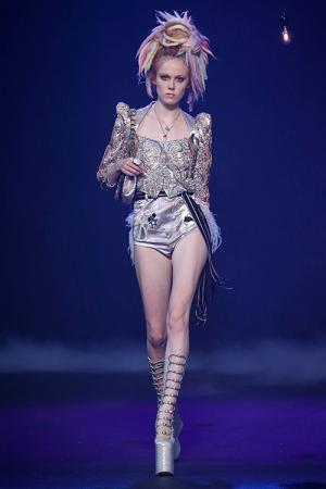 マーク ジェイコブス 17年春夏ウィメンズコレクション - 時代と国境の交錯の末、完成した女性像