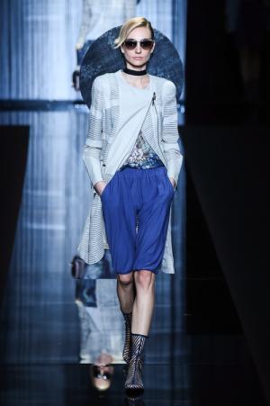 ジョルジオ アルマーニ 2017年春夏ウィメンズコレクション - 夢見心地で出会う幻想世界