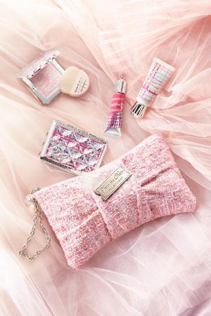 ジルスチュアート　ビューティのクリスマス限定コスメ「ツイードパーティ」コフレからボディケアまで