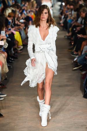 フィロソフィ ディ ロレンツォ セラフィニ 2017年春夏コレクション - 甘さだけでは物足りない